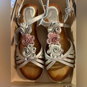 Patrizia Silver and Floral Wedges Size 9